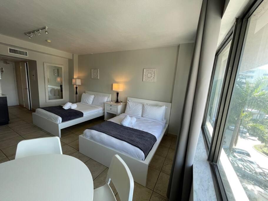 Charming Studio City View! Miami Beach Exteriör bild
