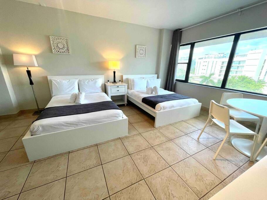 Charming Studio City View! Miami Beach Exteriör bild